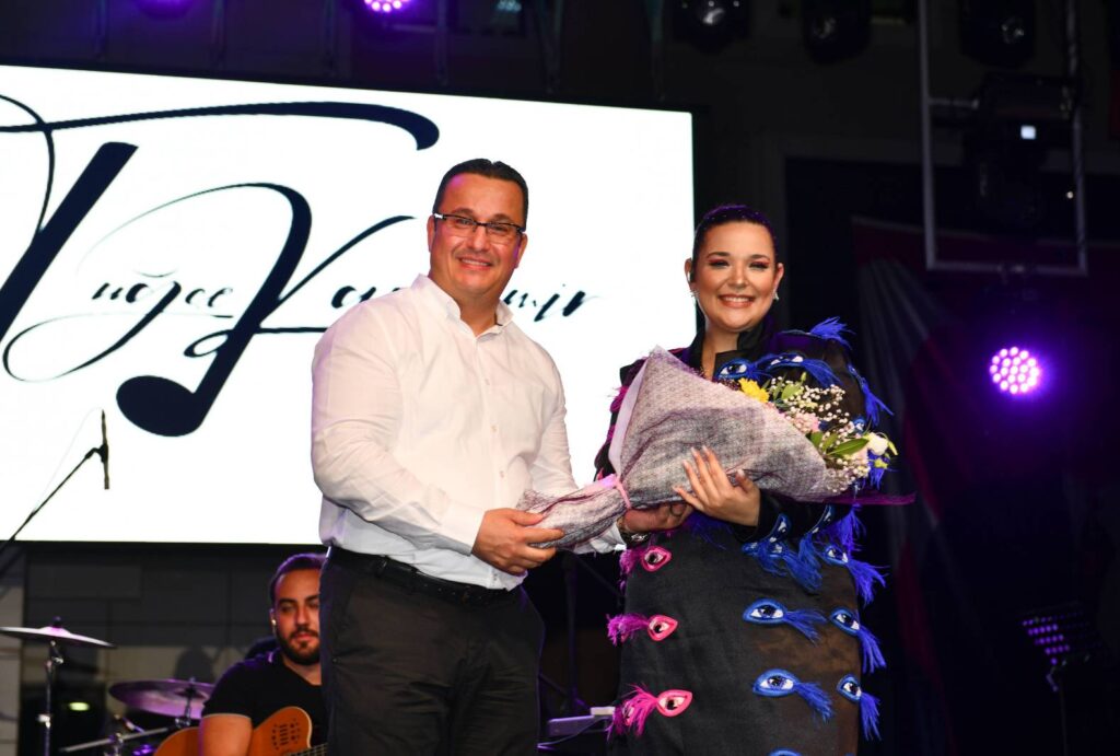 TUĞÇE KANDEMİR GÖNÜLLERİ FETHETTİ