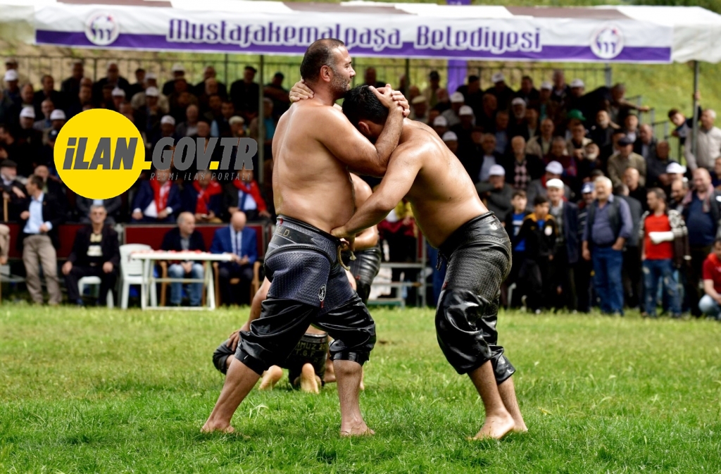 YALINTAŞ GÜREŞ ALANINDA BİNA İŞLERİ YAPTIRILACAK