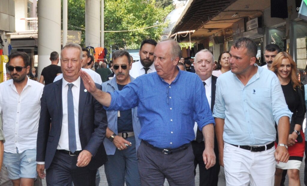 İNCE’DEN ‘MEMLEKET’ ZİYARETİ