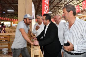 ‘TARIM VE HAYVANCILIK ÜLKEMİZİN GELECEĞİ’