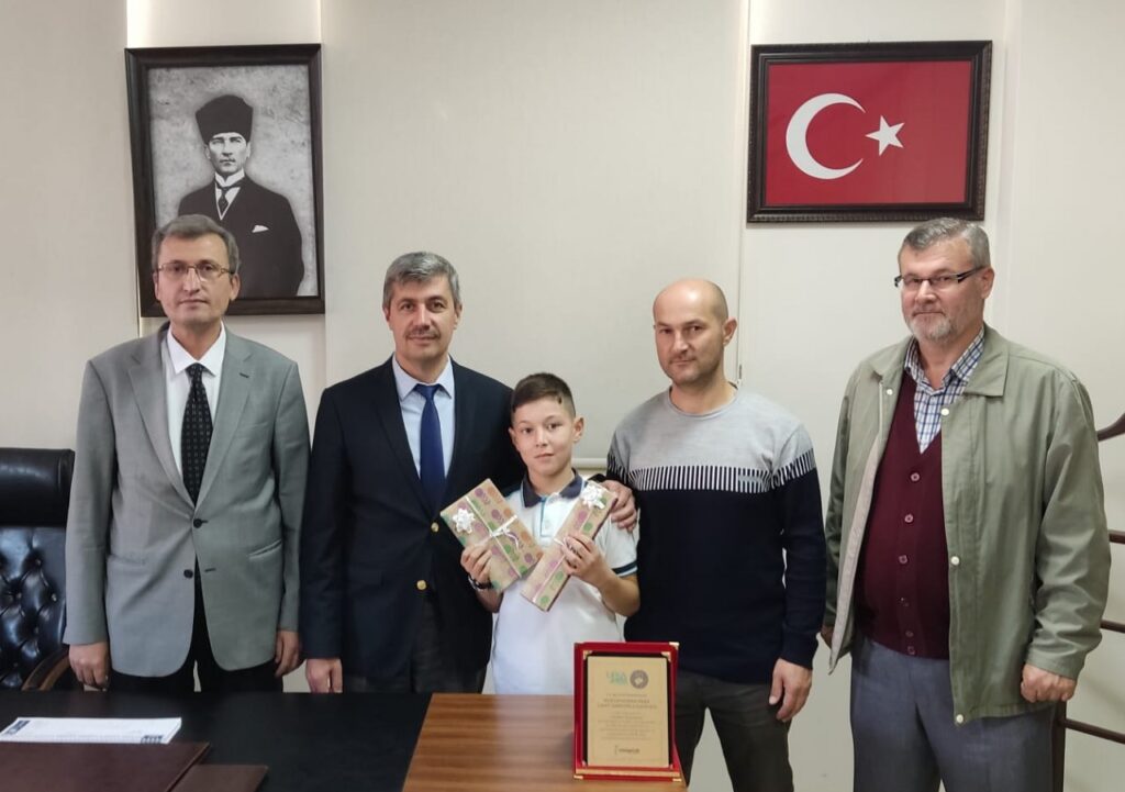 BURSA BİRİNCİSİNE ÖDÜL