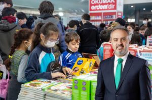 BURSA’DA 3. KİTAP ŞÖLENİ BAŞLIYOR