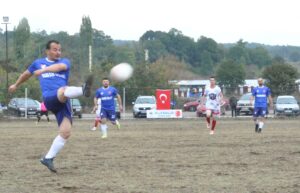 DÖLLÜK’TE ÇEYREK FİNAL HEYECANI