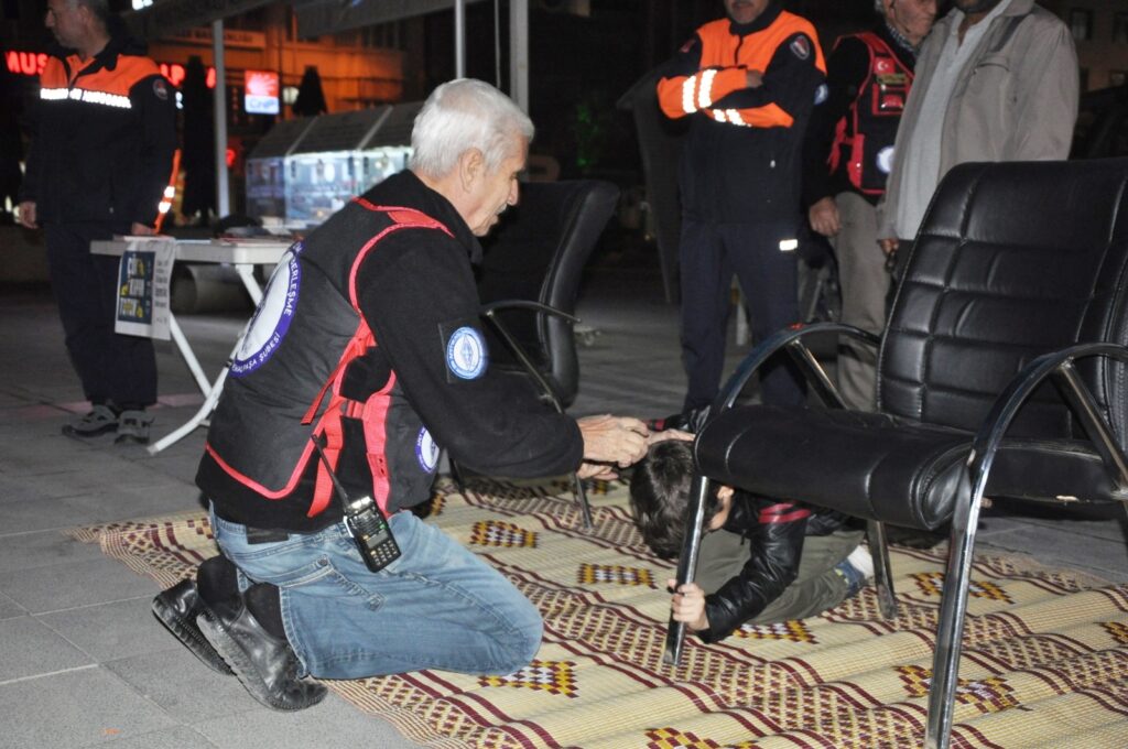 MPAK VE TRAC’TAN ÇÖK-KAPAN TUTUN TATBİKATI