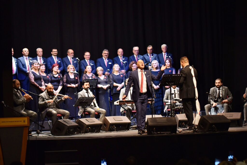 MUHTARLAR KONSER VERECEK