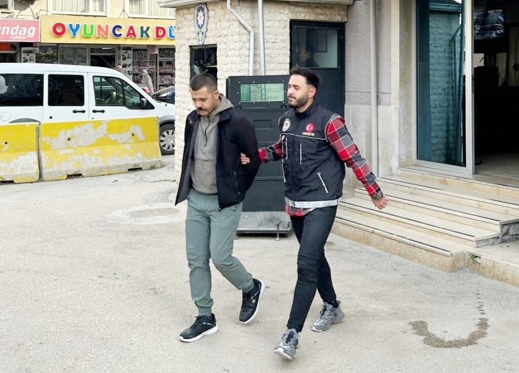 POLİS, TORBACILARA GÖZ AÇTIRMIYOR