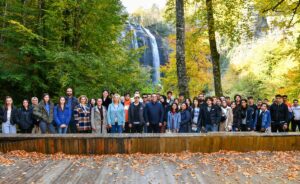 ÜNİVERSİTELİLERİN SUUÇTU KEYFİ