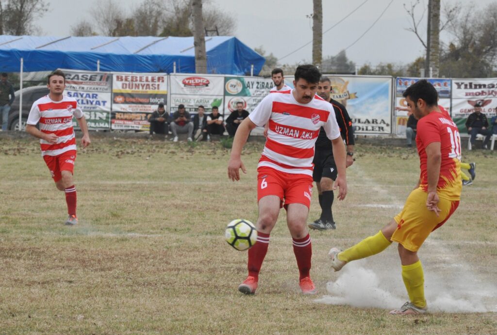 YEŞİLOVA’DA KUPA YÜRÜYÜŞÜ SÜRÜYOR