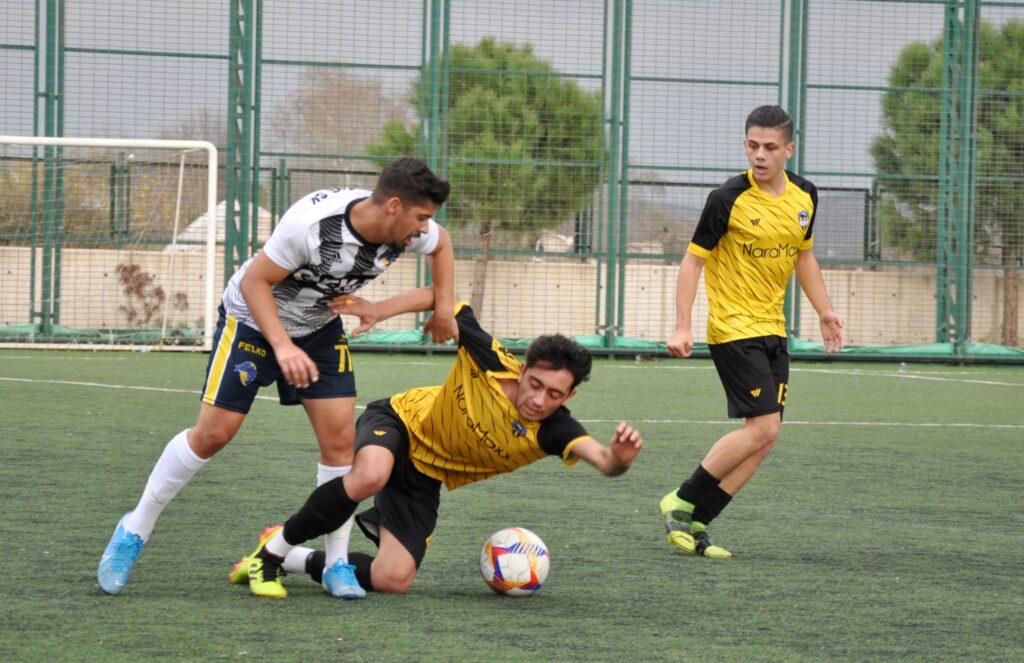 AMATÖR’DE TABLO DEĞİŞTİ