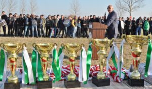 YEŞİLOVA CUMHURİYET KUPASI SAHİBİNİ BEKLİYOR