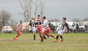 OVAAZATLI 4 GOLLE TURLADI