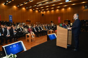 TÜRK DÜNYASI YENİ NESİL MEDYAYI KONUŞTU