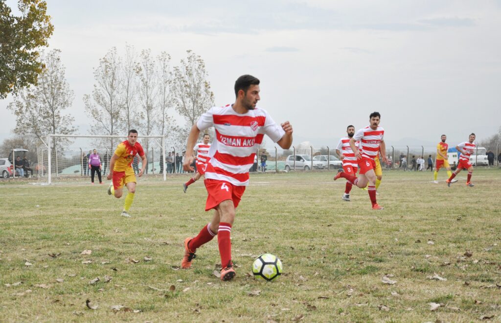 YEŞİLOVA’DA ÇEYREK FİNAL ZAMANI