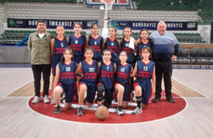 YILDIZ KIZLAR FİNALE KİLİTLENDİ