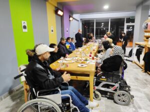 ZAFER PARTİSİ ENGELLİLERİ UNUTMADI