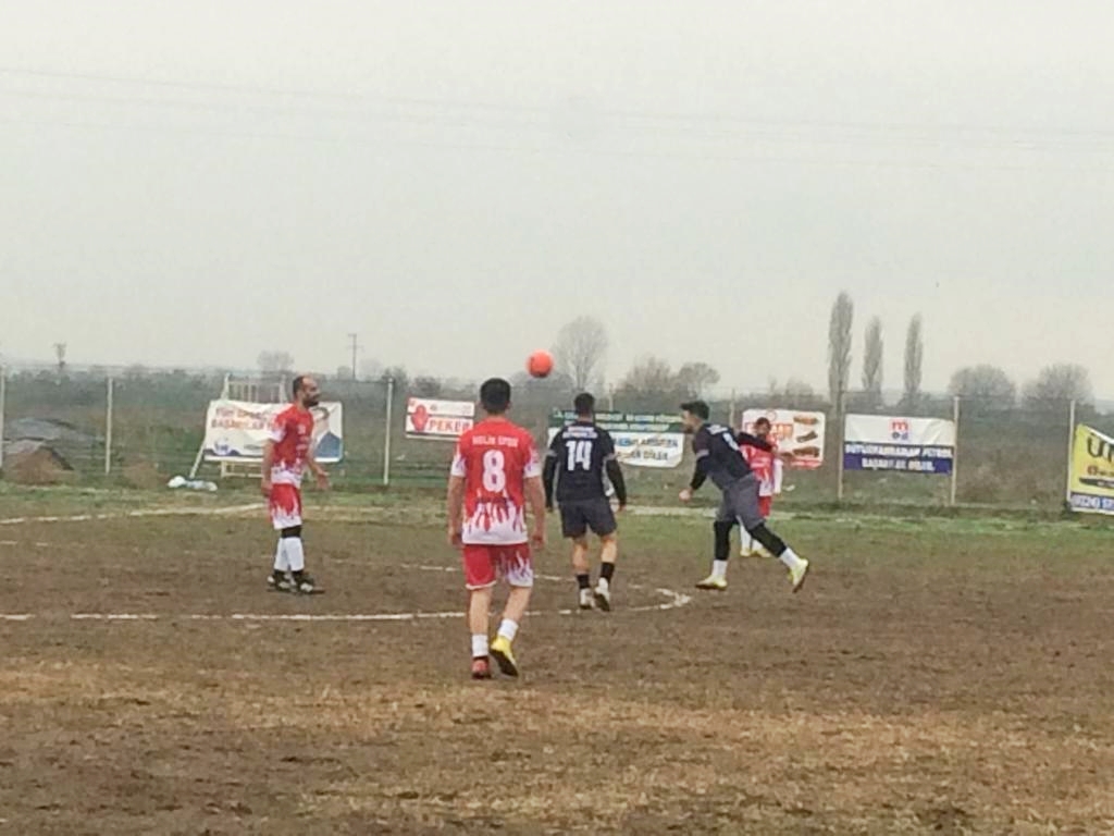 ÇELTİKÇİ’DE SON ÇEYREK FİNALİSTLER BELLİ OLDU