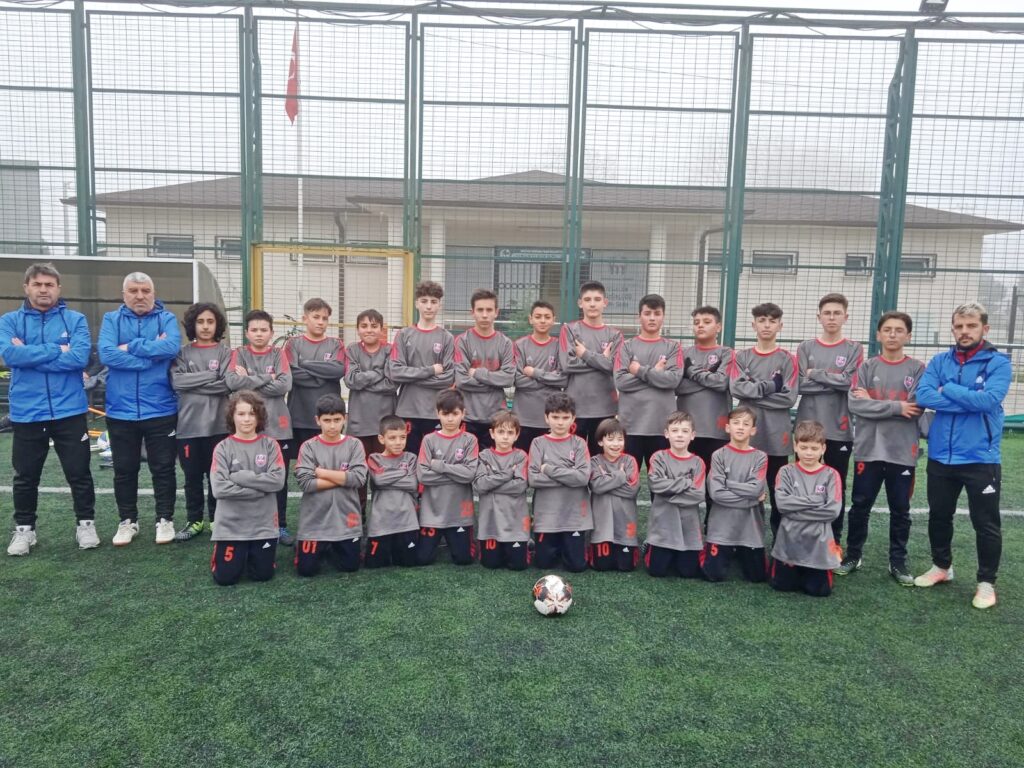 ERTUĞRUL FUTBOL AKADEMİSİ YETENEKLERİ KEŞFEDECEK