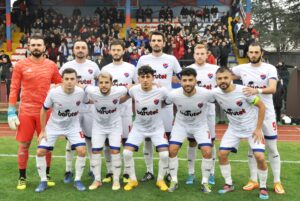 PAŞA ‘10’UN PEŞİNDE