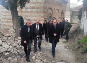 TARİHİ CAMİ AYAĞA KALDIRILIYOR