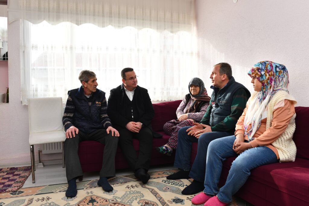 BAŞKAN KANAR’DAN ACILI AİLEYE TAZİYE