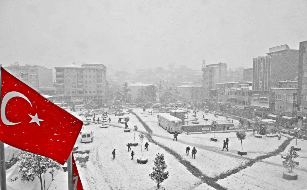 OKULLAR 1 GÜN TATİL EDİLDİ!