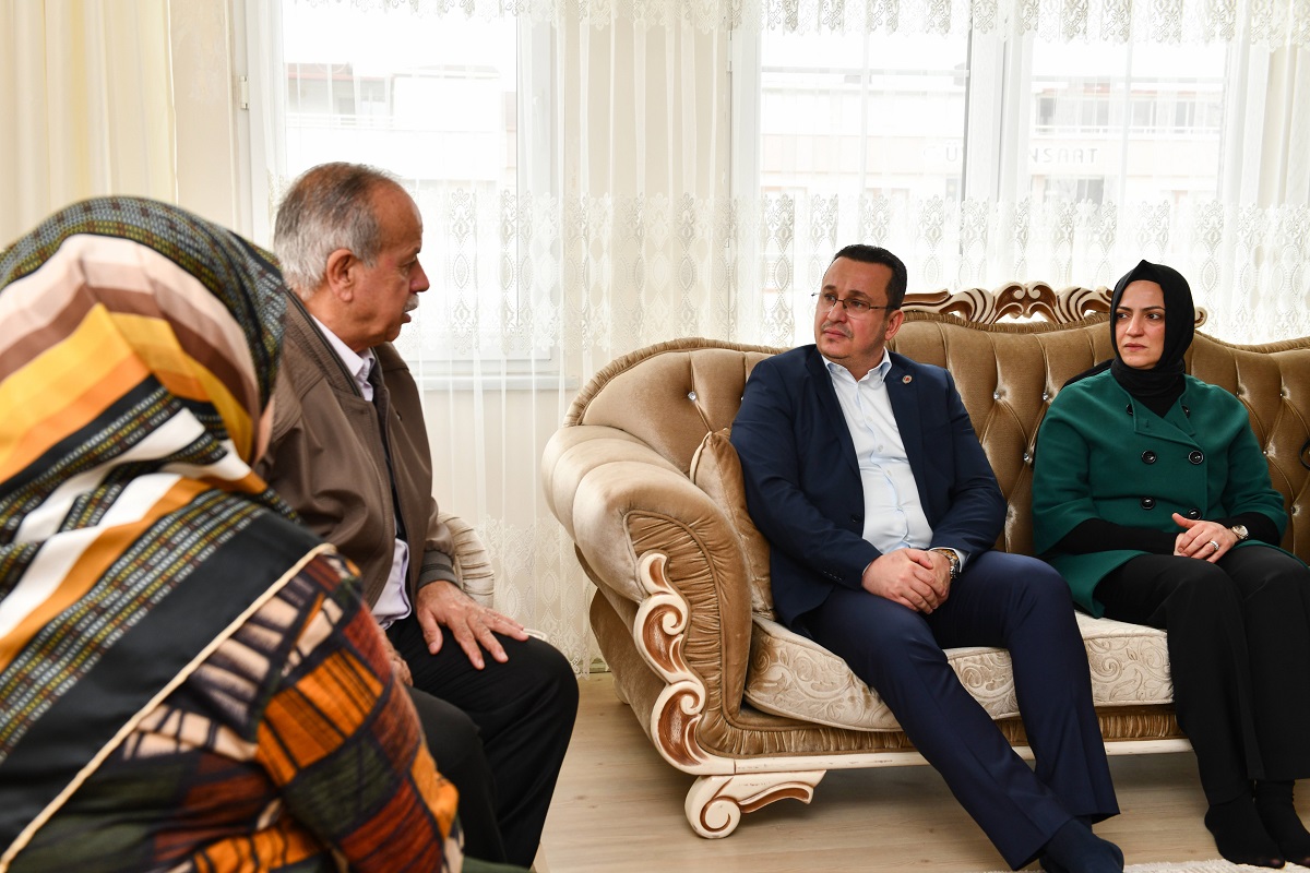 DEPREMZEDE KADINLARA 8 MART’TA MORAL ZİYARETİ