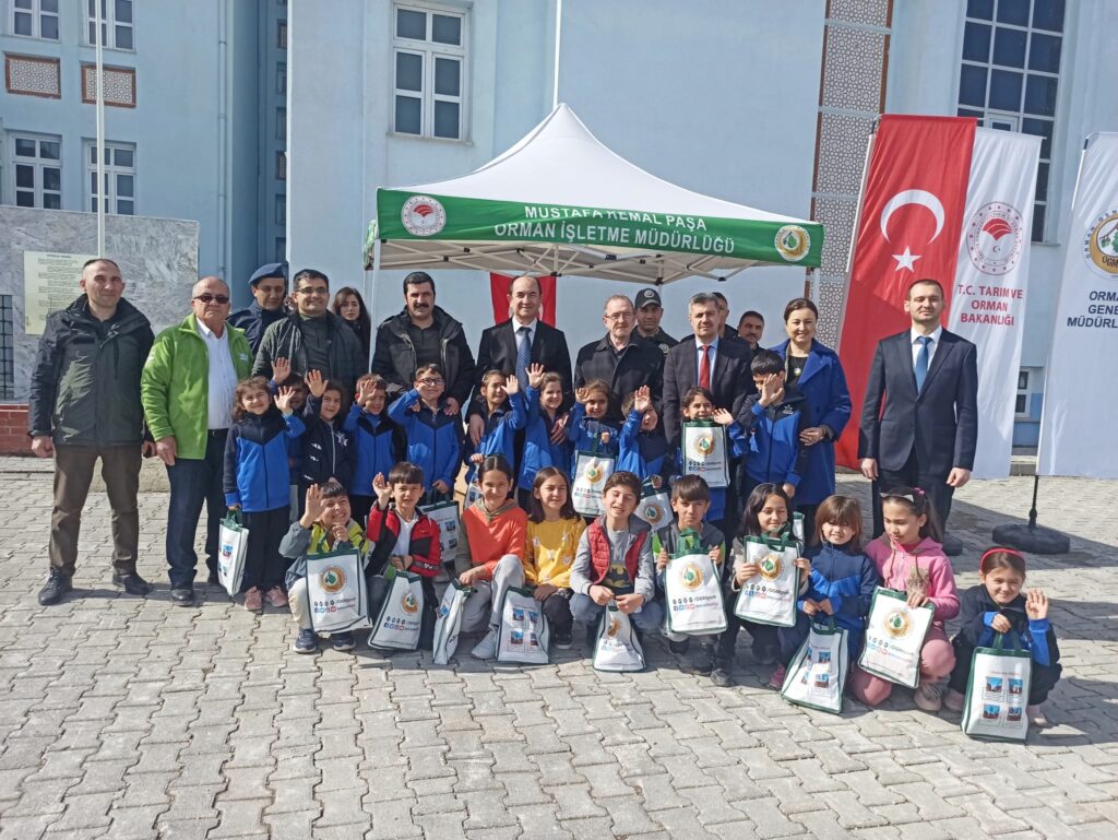 FİDANLAR, DEPREM ANISINA DİKİLDİ