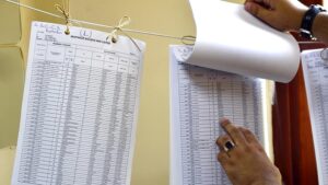 MUSTAFAKEMALPAŞA’DA SEÇMEN LİSTELERİ ASKIYA ÇIKIYOR