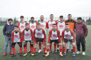 AMATÖR’DE RAKİPLERE GEÇİT YOK!