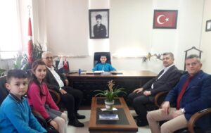 KOLTUKLAR ÇOCUKLARIN