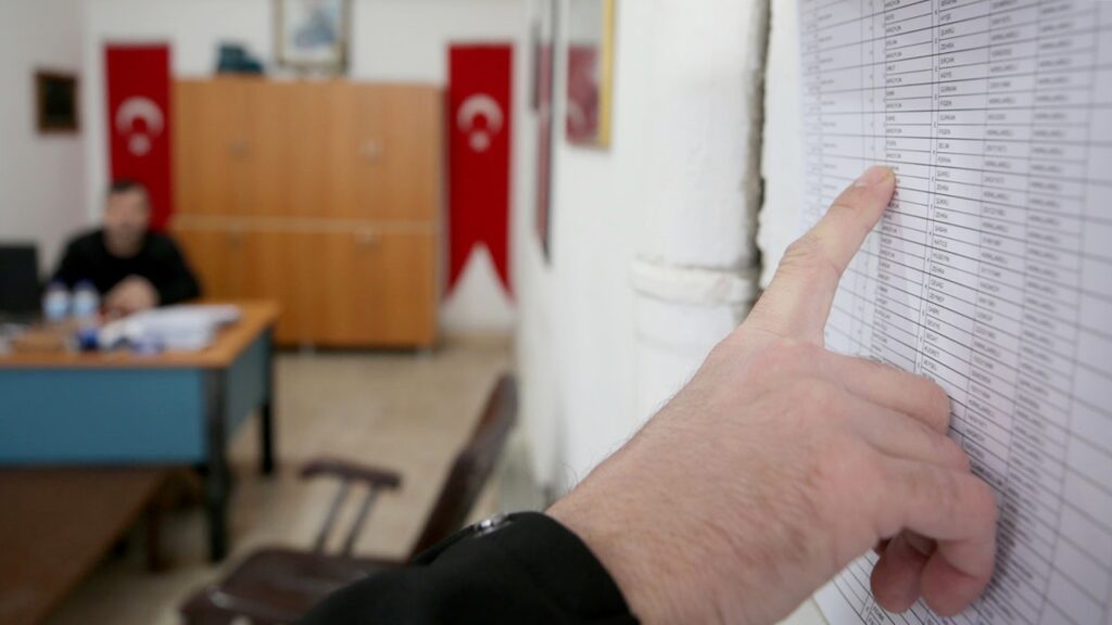 MUSTAFAKEMALPAŞA’DA SEÇMEN SAYISI 3 İLİ GEÇTİ