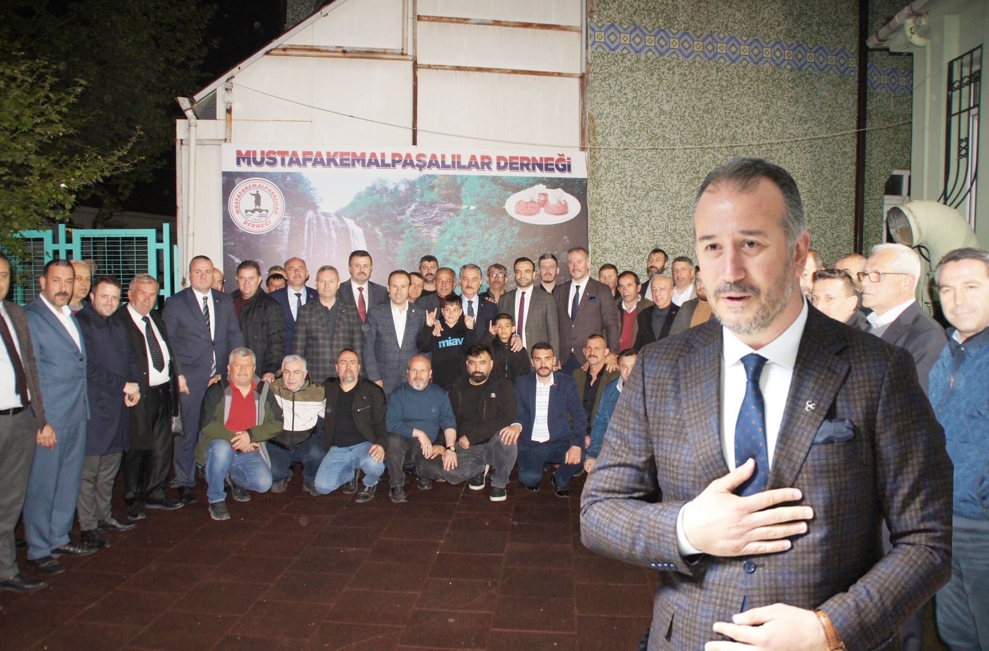 PAŞADER, BEYGİRCİ’Yİ BAĞRINA BASTI