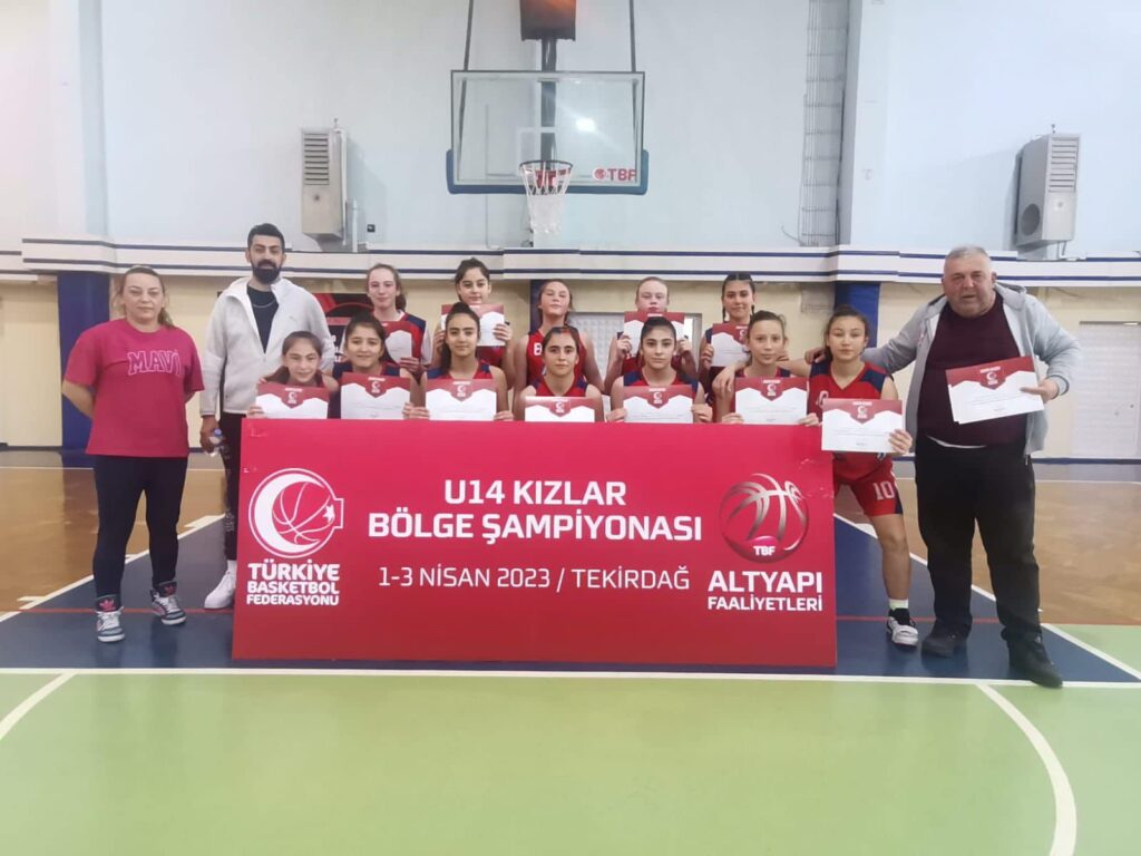 ŞAMPİYON ‘PAŞA’NIN KIZLARI’