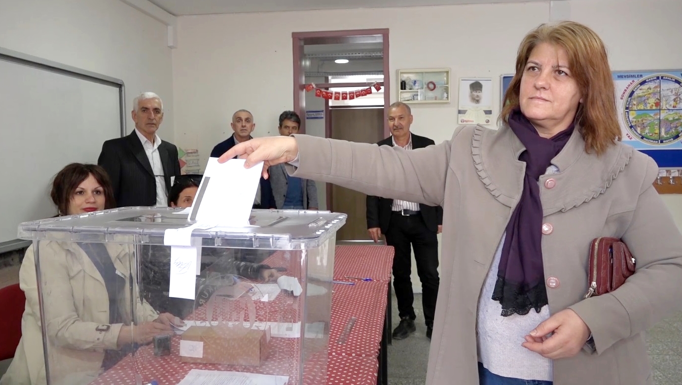 SOYDAŞ’IN OYU ‘HÖH’E