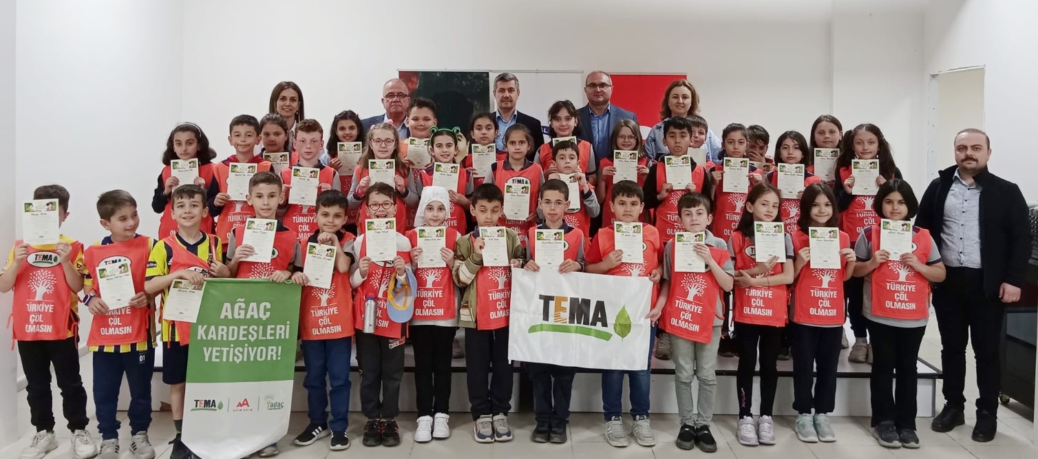 AĞAÇ KARDEŞLERİ YETİŞİYOR