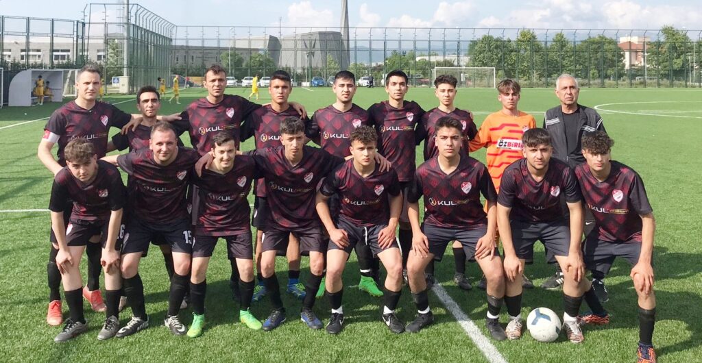 AKAR FİRE VERDİ, ÇİMEN VE KAVAKLI MORAL BULDU