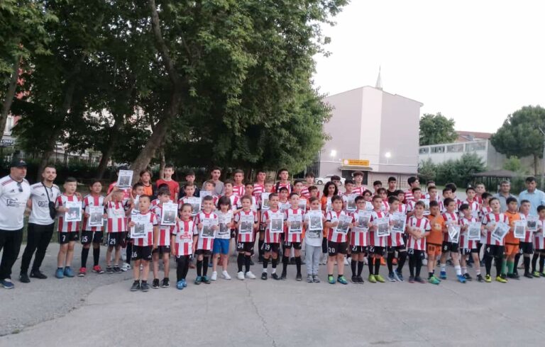 ERTUĞRUL FUTBOL AKADEMİSİ’NDEN SPORCULARA SERTİFİKA