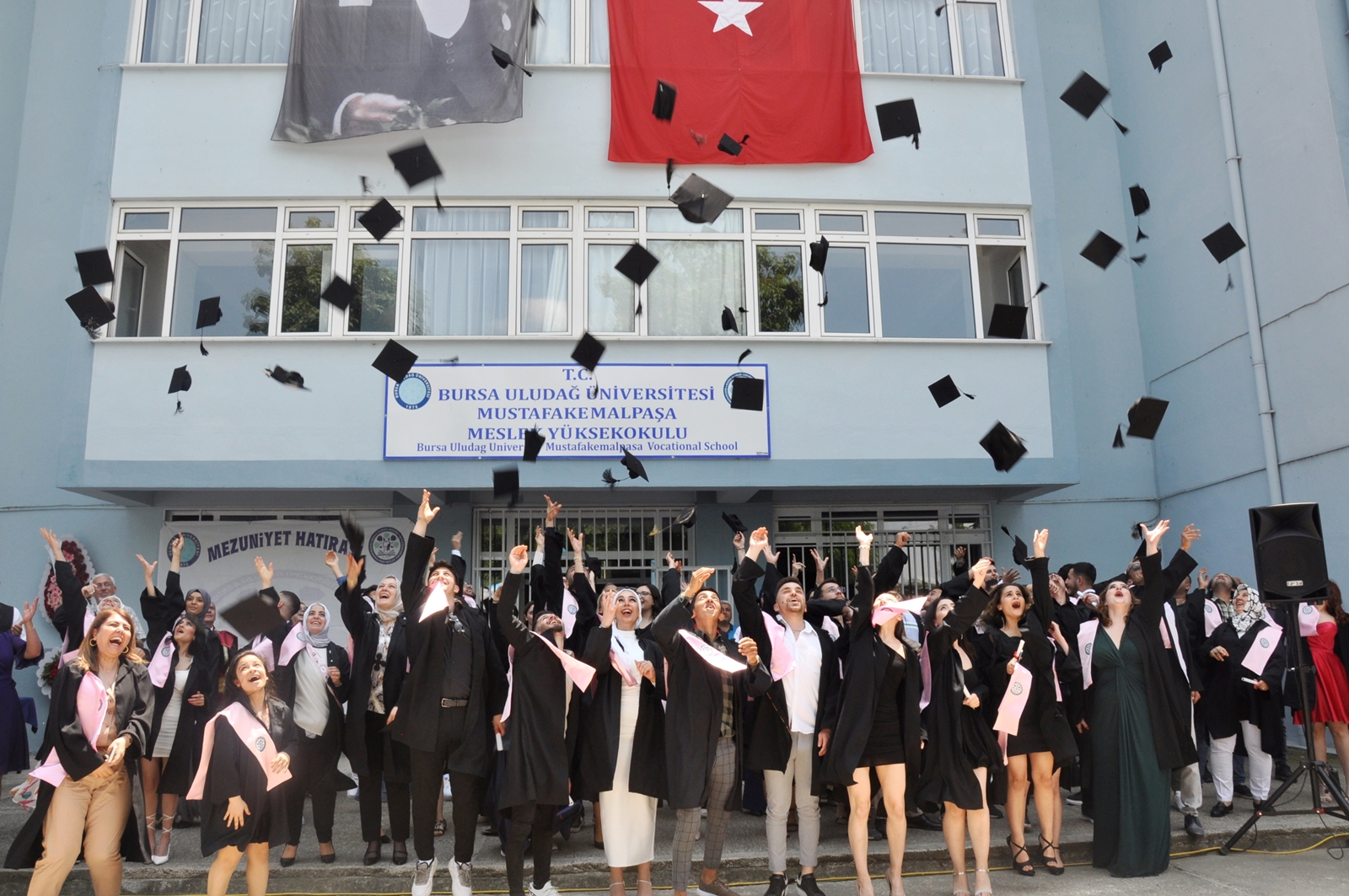 MUSTAFAKEMALPAŞA MYO’DA MEZUNİYET SEVİNCİ