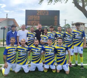 ŞAMPİYON AKAR KUPASINI ALDI