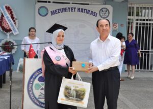 SURİYELİ ÖĞRENCİ YÜKSEKOKUL BİRİNCİSİ