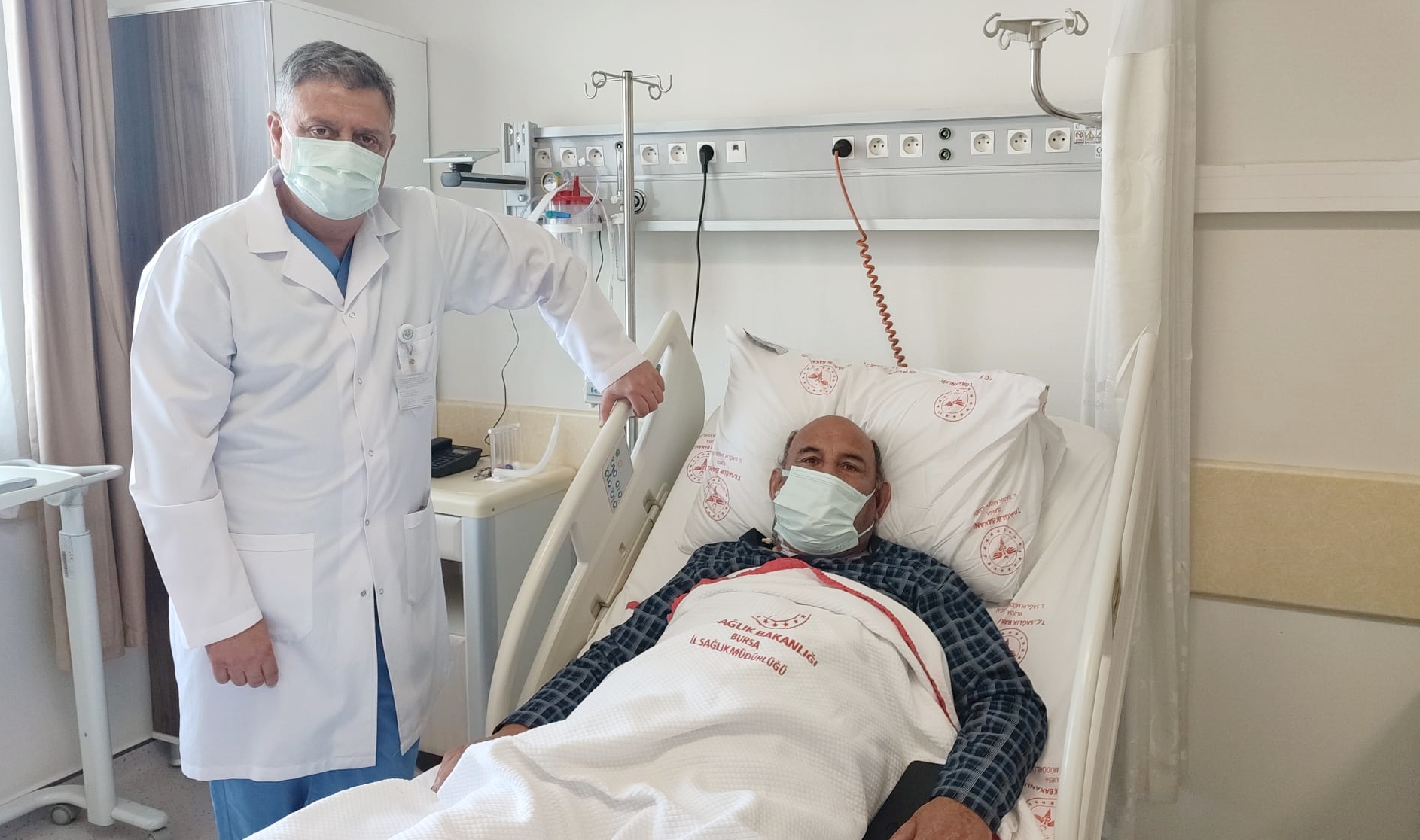 DAYISININ BÖBREĞİ İLE HAYATA TUTUNDU