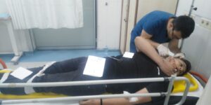 YARALI GENÇ YAŞAMA TUTUNDU