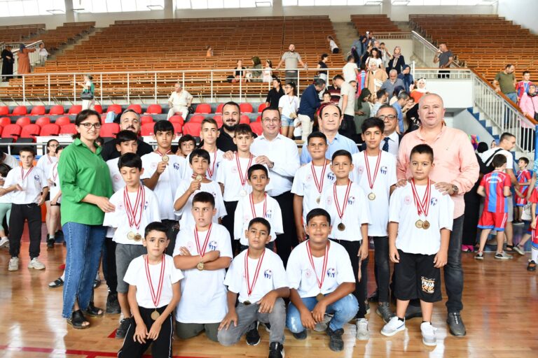 GENÇ SPORCULAR, GELECEĞE HAZIR