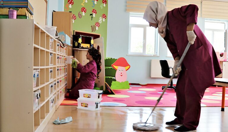 OKULLARA TEMİZLİK GÖREVLİSİ ALINIYOR