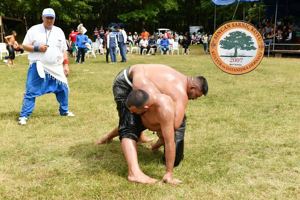 PEHLİVANLAR, SİNCANSARNIÇ’TA KAPIŞACAK
