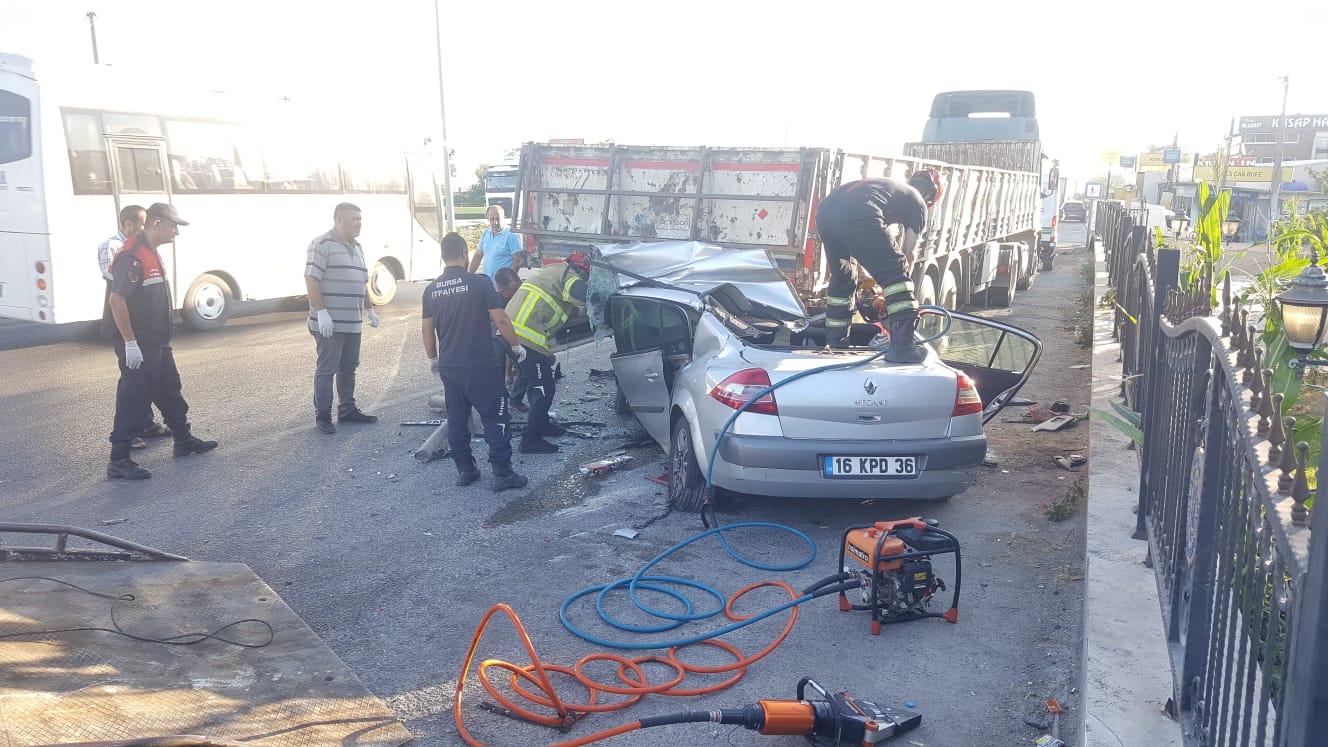 TATİL DÖNÜŞÜ FACİASI; 4 ÖLÜ