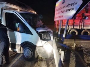 ZİNCİRLEME KAZADA 3 YARALI