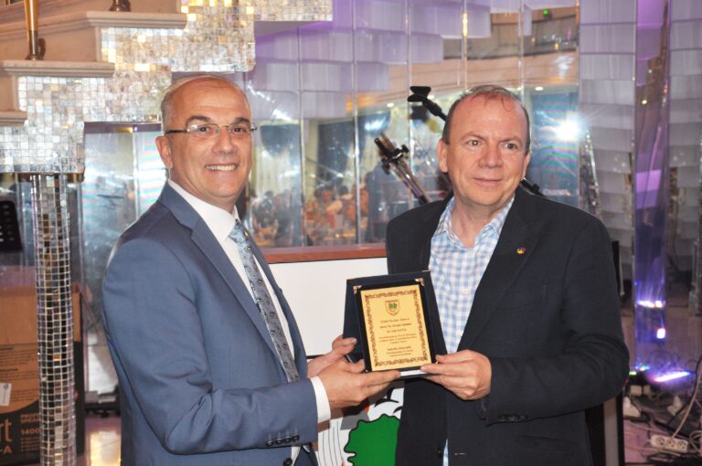 AKKOYUNLU’DAN MATLI’YA KUTLAMA MESAJI