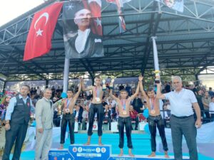 KURTDERELİ GÜREŞLERİNDE MADALYA