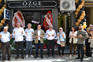 ÖZGE GÜZELLİK SAÇ TASARIM AÇILDI